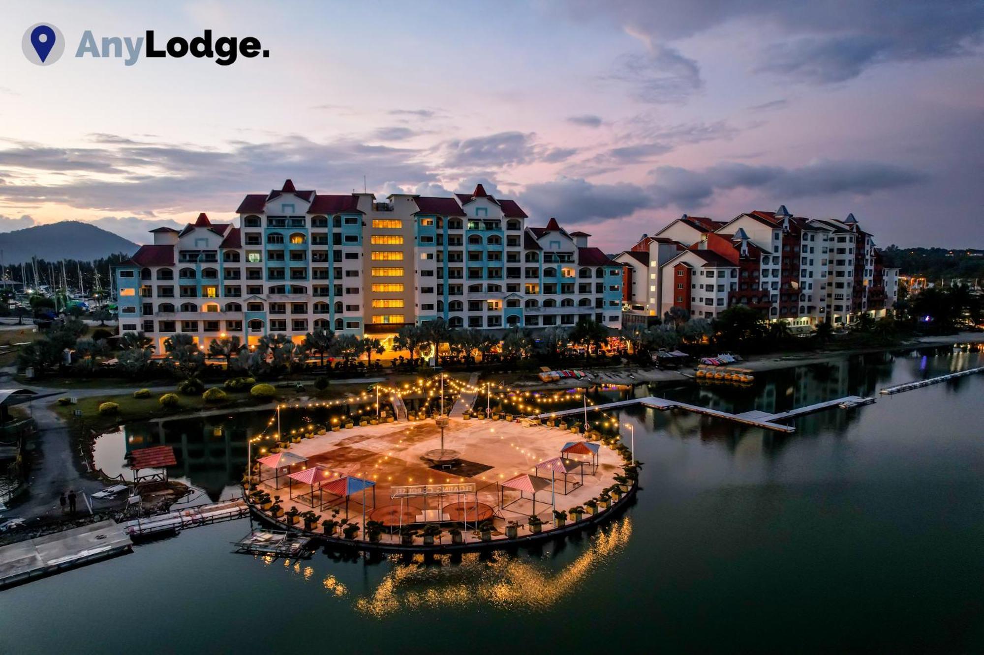 Anylodge Waterfront Marina Island Pangkor Lumut Εξωτερικό φωτογραφία